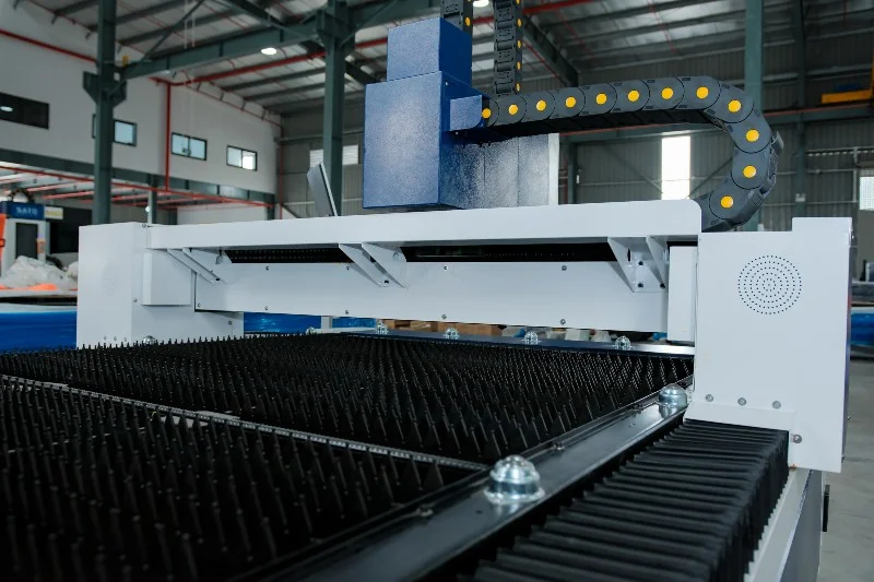 may cat cnc laser 2