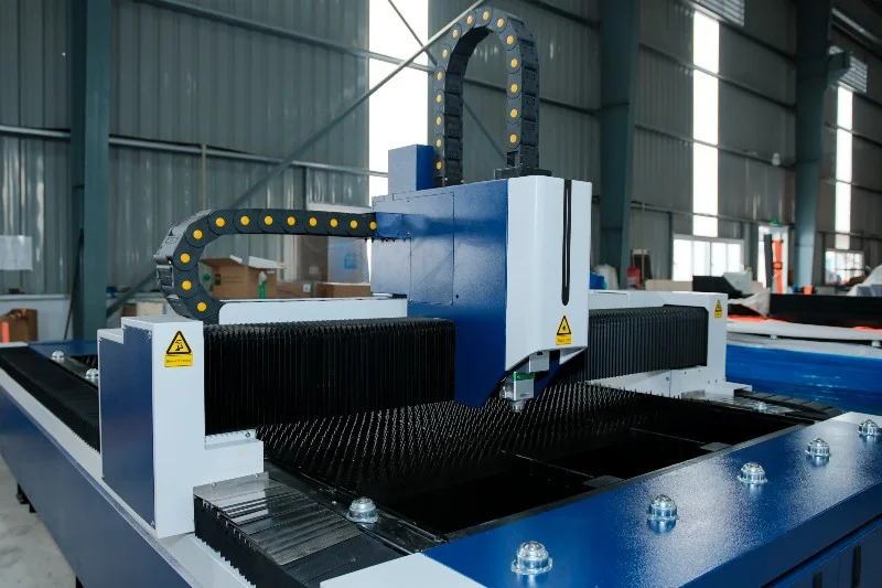 Máy cắt laser fiber 3015 2